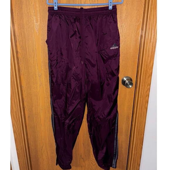 Vintage Y2K women’s Adidas maroon nylon wind pants joggers (size large) - Picture 1 of 7